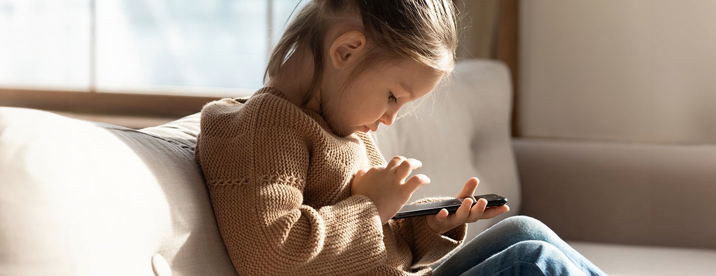 Детето и смартфона: 3 съвета за правилен баланс