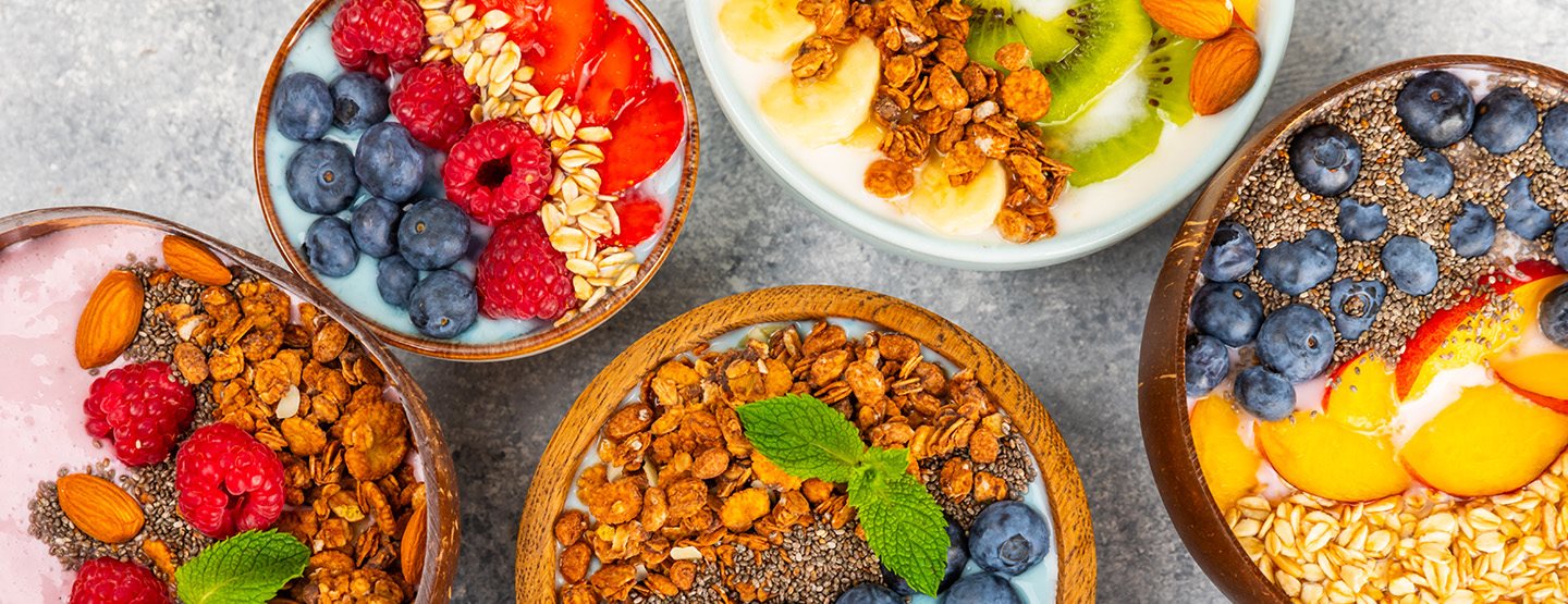 Açai Bowl: 4 освежаващи рецепти за смути купичка у дома!